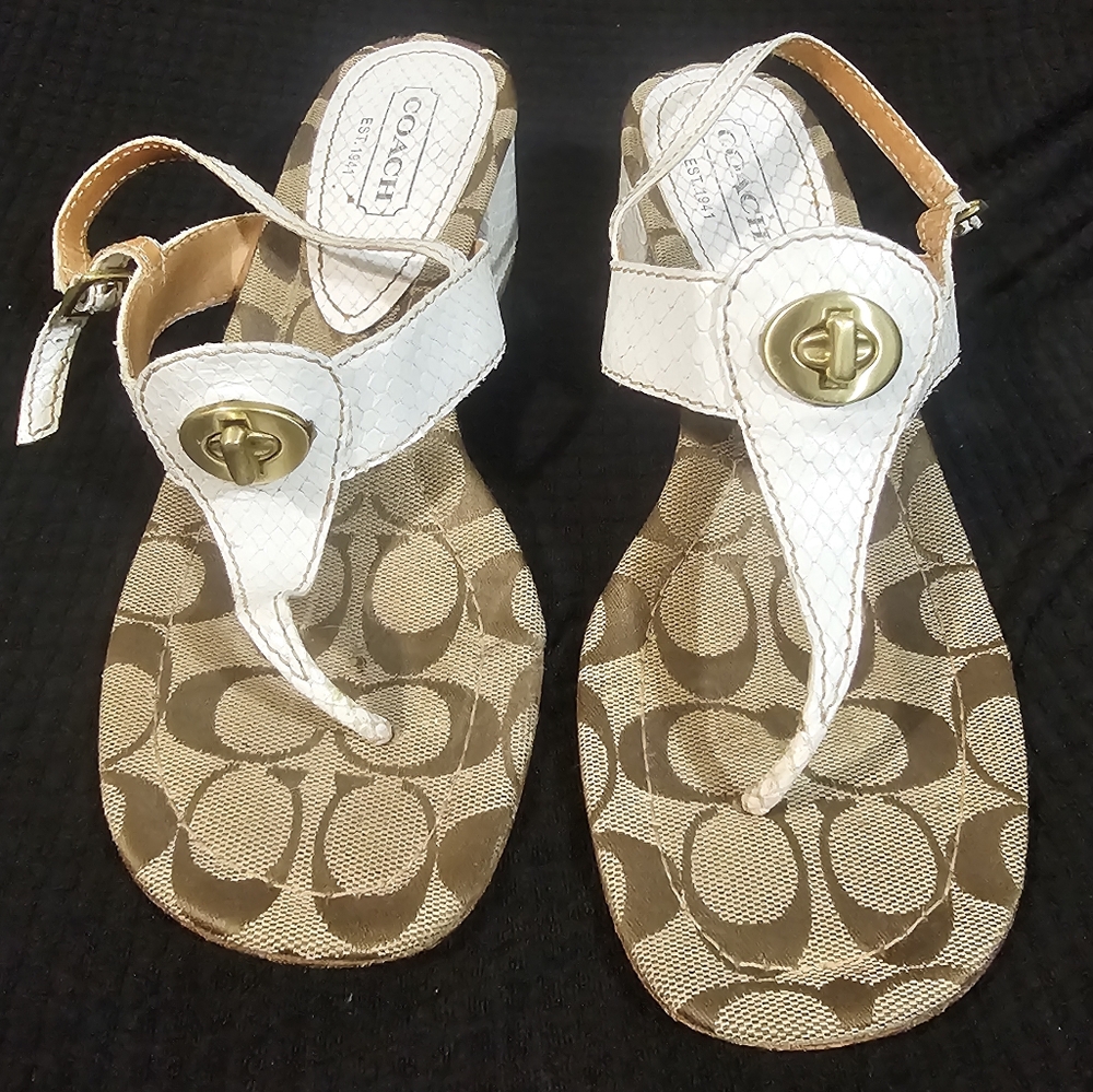 Coach Helaina White Snakeskin Thong Block Heel Sandals Size 8 1/2
